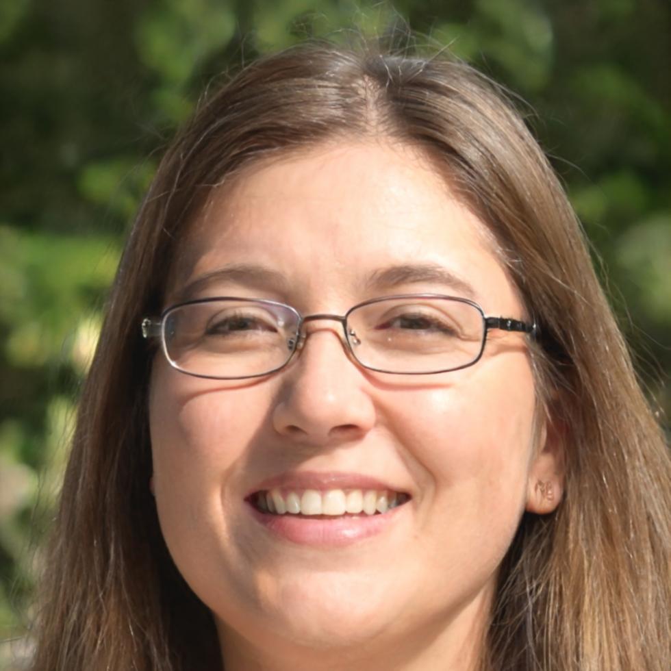 Financial advisor Keeva discussing budget strategies with client